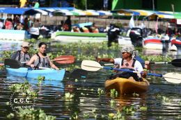 Viacrucis Acuático en las Isletas de Granada