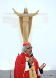 Celebran Liturgia de la Pasión y Muerte de Jesucristo