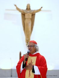 Celebran Liturgia de la Pasión y Muerte de Jesucristo