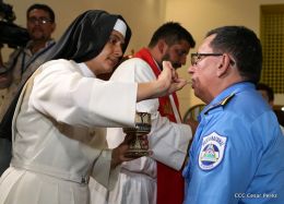 Celebran Liturgia de la Pasión y Muerte de Jesucristo