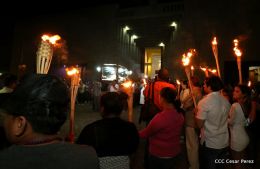 Celebran Liturgia de la Pasión y Muerte de Jesucristo