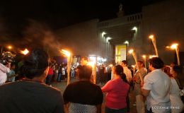 Celebran Liturgia de la Pasión y Muerte de Jesucristo