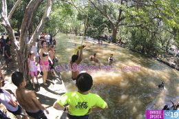 Playas y ríos  abarrotados de vacacionistas