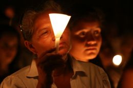 Vigilia Pascual en Catedral de Managua