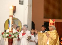Vigilia Pascual en Catedral de Managua