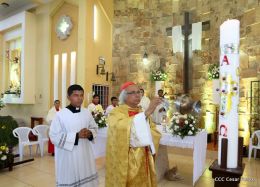 Cardenal Brenes celebra misa de Domingo de Resurrección