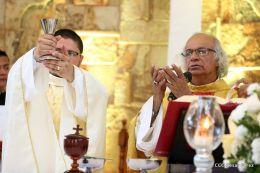 Cardenal Brenes celebra misa de Domingo de Resurrección