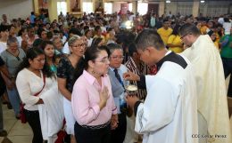 Cardenal Brenes celebra misa de Domingo de Resurrección