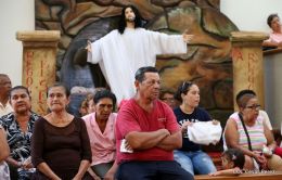 La Sangre de Cristo regresa a su morada en Catedral de Managua