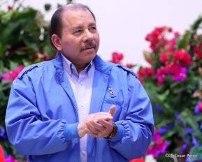 Daniel y Rosario presiden Homenaje al Comandante Tomás Borge Martínez