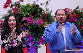 Daniel y Rosario presiden Homenaje al Comandante Tomás Borge Martínez