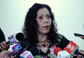 Daniel y Rosario presiden Homenaje al Comandante Tomás Borge Martínez