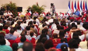 Daniel y Rosario presiden Homenaje al Comandante Tomás Borge Martínez