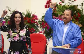 Daniel y Rosario presiden Homenaje al Comandante Tomás Borge Martínez