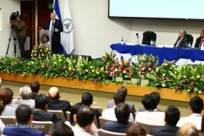 Conferencia Magistral  “Estado de la Economía Global y sus posibles Riesgos para la Región Latinoamericana y Caribeña”