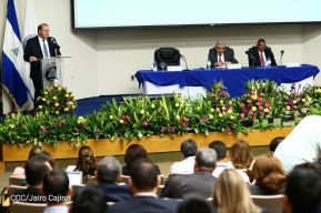 Conferencia Magistral  “Estado de la Economía Global y sus posibles Riesgos para la Región Latinoamericana y Caribeña”