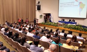 Conferencia Magistral  “Estado de la Economía Global y sus posibles Riesgos para la Región Latinoamericana y Caribeña”