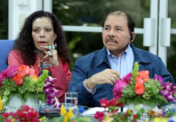 Comandante Daniel y Compañera Rosario se reúnen con Misión del FMI