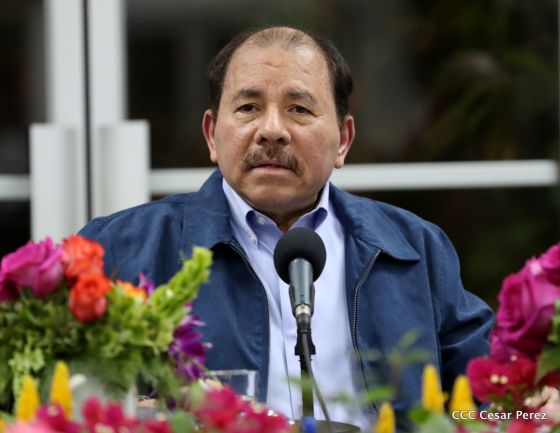 Comandante Daniel y Compañera Rosario se reúnen con Misión del FMI