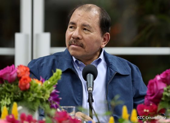 Comandante Daniel y Compañera Rosario se reúnen con Misión del FMI