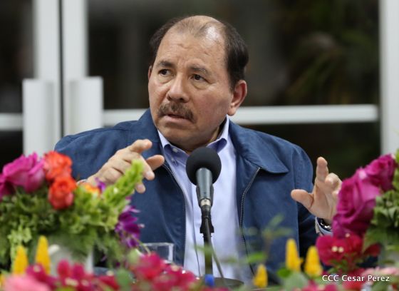 Comandante Daniel y Compañera Rosario se reúnen con Misión del FMI