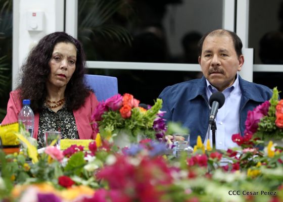 Comandante Daniel y Compañera Rosario se reúnen con Misión del FMI