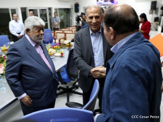 Comandante Daniel y Compañera Rosario se reúnen con Misión del FMI