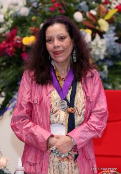 Daniel y Rosario presiden conmemoración del 100 aniversario del Movimiento Scout en Nicaragua