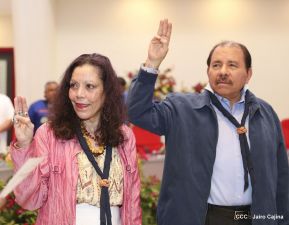 Daniel y Rosario presiden conmemoración del 100 aniversario del Movimiento Scout en Nicaragua
