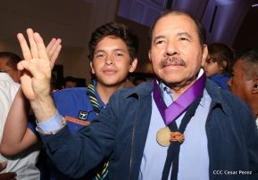 Daniel y Rosario presiden conmemoración del 100 aniversario del Movimiento Scout en Nicaragua