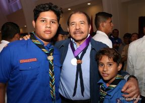 Daniel y Rosario presiden conmemoración del 100 aniversario del Movimiento Scout en Nicaragua