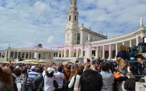 Papa Francisco celebra en Portugal centenario de la Virgen de Fátima