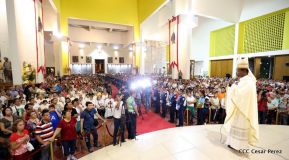 Catedral de Managua se ilumina para conmemorar centenario de la aparición de Virgen de Fátima