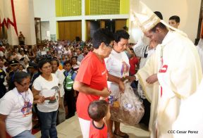Catedral de Managua se ilumina para conmemorar centenario de la aparición de Virgen de Fátima