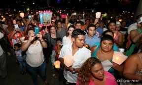 Catedral de Managua se ilumina para conmemorar centenario de la aparición de Virgen de Fátima