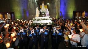 Catedral de Managua se ilumina para conmemorar centenario de la aparición de Virgen de Fátima