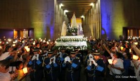 Catedral de Managua se ilumina para conmemorar centenario de la aparición de Virgen de Fátima