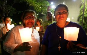 Catedral de Managua se ilumina para conmemorar centenario de la aparición de Virgen de Fátima