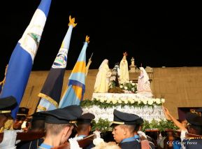 Catedral de Managua se ilumina para conmemorar centenario de la aparición de Virgen de Fátima