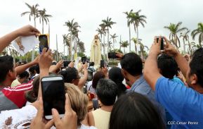 Catedral de Managua se ilumina para conmemorar centenario de la aparición de Virgen de Fátima