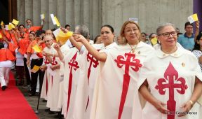 Catedral de Managua se ilumina para conmemorar centenario de la aparición de Virgen de Fátima