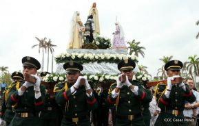 Catedral de Managua se ilumina para conmemorar centenario de la aparición de Virgen de Fátima