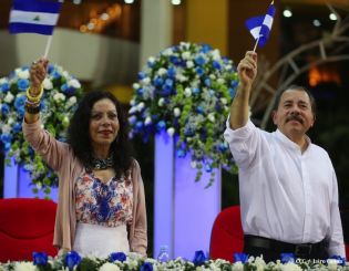 Presidente Daniel recibe Antorcha Centroamericana