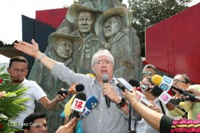 Nicaragua conmemora 122 natalicio del General Sandino