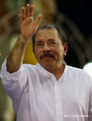 Presidente Daniel recibe Antorcha Centroamericana