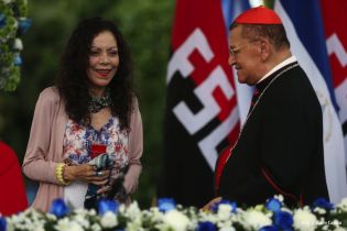 Presidente Daniel recibe Antorcha Centroamericana