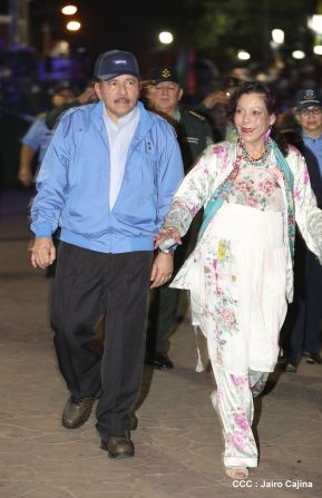 Daniel y Rosario presiden acto del 122 Aniversario del Natalicio del General Sandino