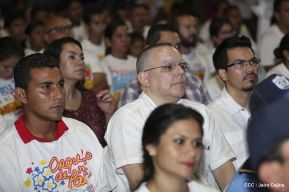 Daniel y Rosario presiden acto del 122 Aniversario del Natalicio del General Sandino