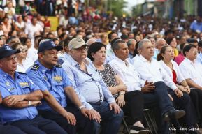 Daniel y Rosario presiden acto del 122 Aniversario del Natalicio del General Sandino