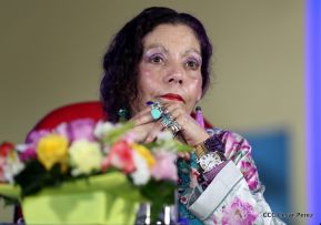 Daniel y Rosario presiden acto del 122 Aniversario del Natalicio del General Sandino